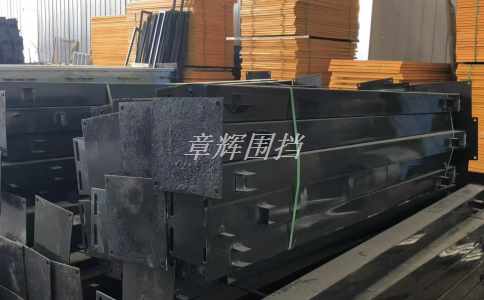 金屬?lài)鷵醯陌惭b方式是怎樣的？