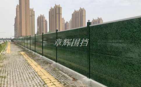 金屬圍擋與普通圍擋的區(qū)別和聯(lián)系是什么？